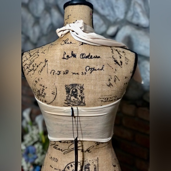 SOLD———Fashion Nova XS Cute Hater Top🌸 - Picture 4 of 6